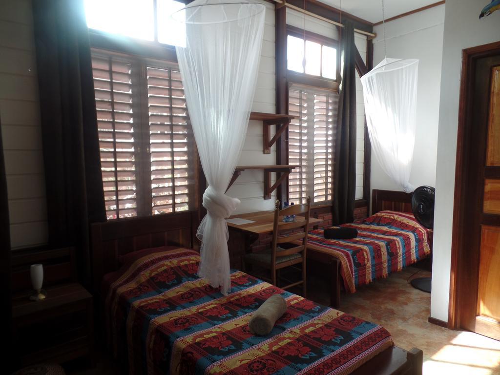 باراماريبو Greenheart Hotel المظهر الخارجي الصورة
